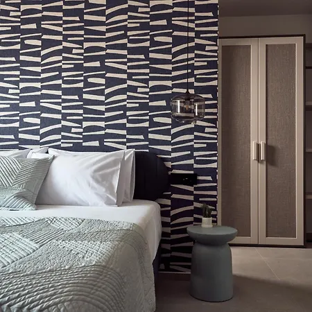 Bardo Villa, Endless Blue With Heated Pool, By Thinkvilla Βίλα *