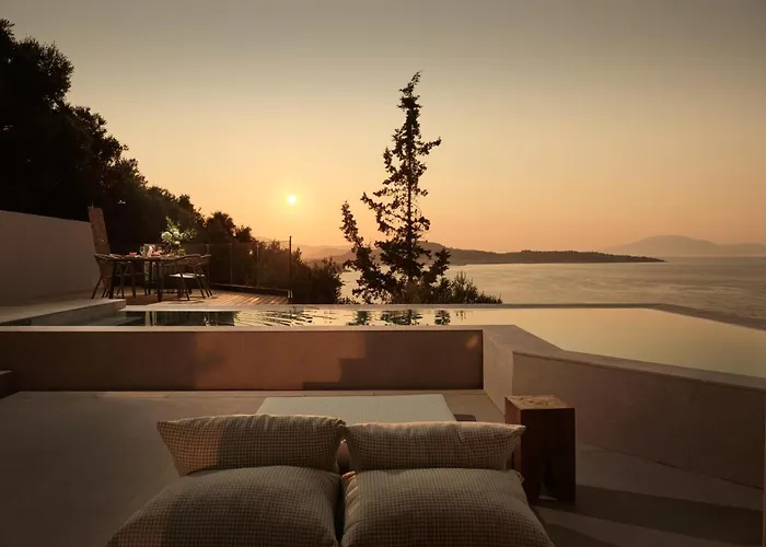 Bardo Villa, Endless Blue With Heated Pool, By Thinkvilla