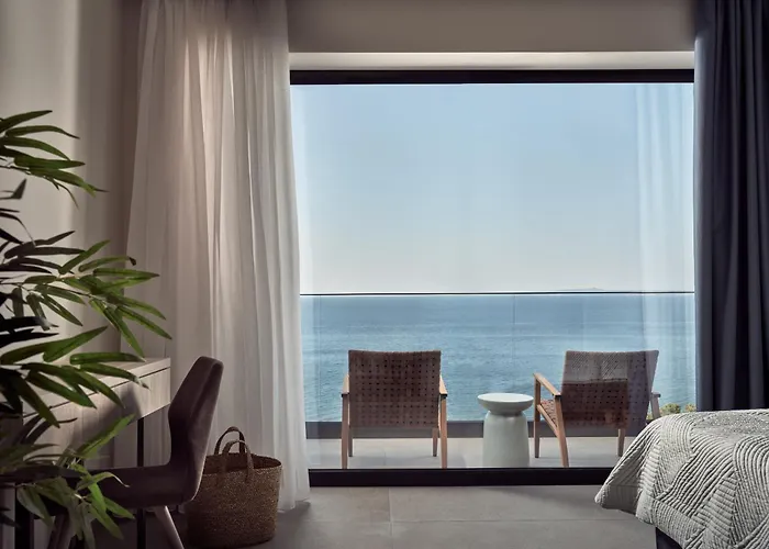 Bardo Villa, Endless Blue With Heated Pool, By Thinkvilla