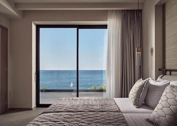 Willa Bardo Villa, Endless Blue With Heated Pool, By Thinkvilla