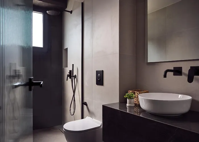 Bardo Villa, Endless Blue With Heated Pool, By Thinkvilla *