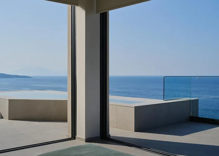 Bardo Villa, Endless Blue With Heated Pool, By Thinkvilla Willa Argassi