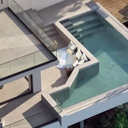 Bardo Villa, Endless Blue With Heated Pool, By Thinkvilla アルガッシ